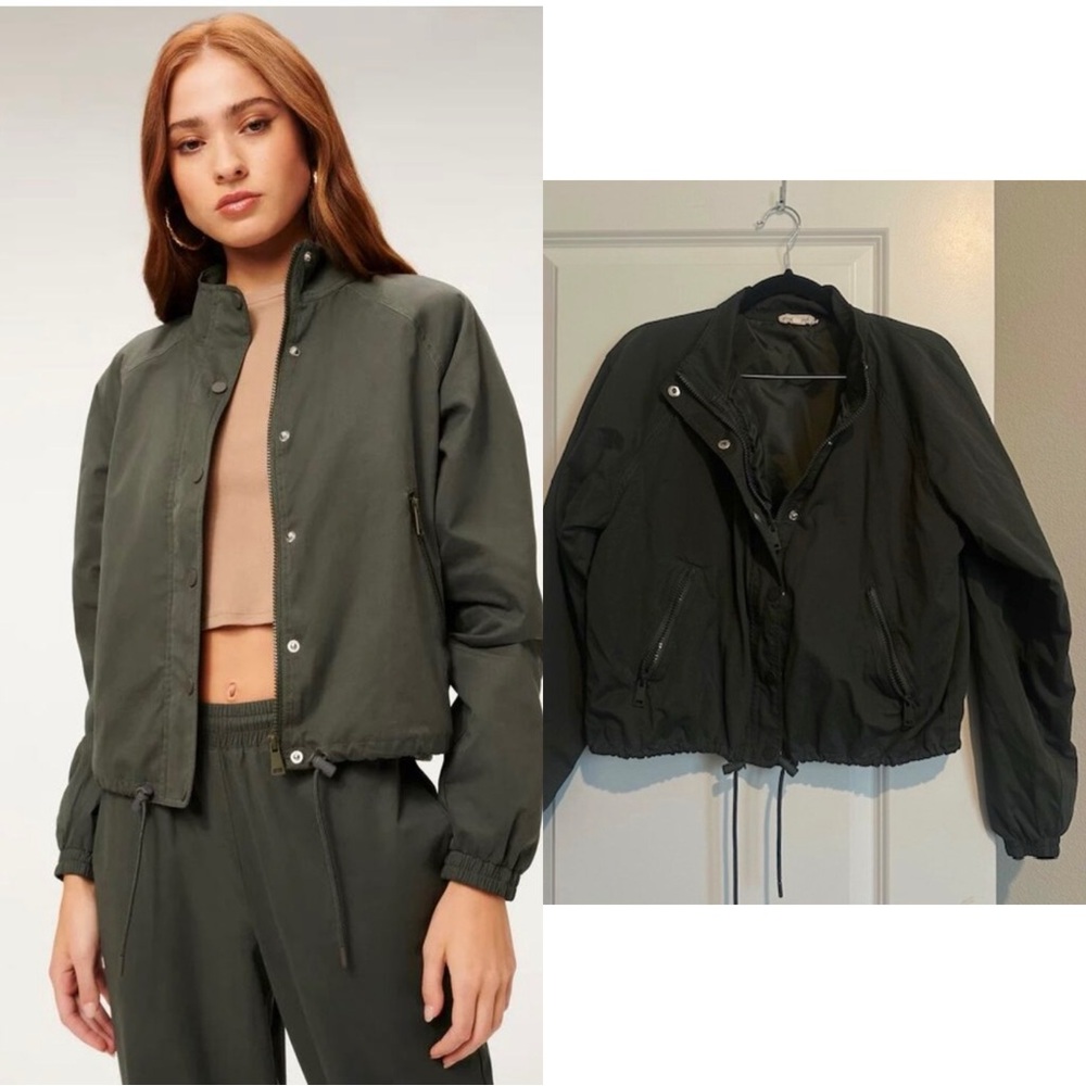 Good American Brushed Track Snap Bomber Jacket In green